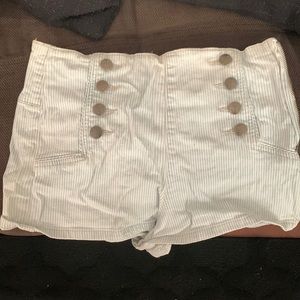 White blue stripes shorts
